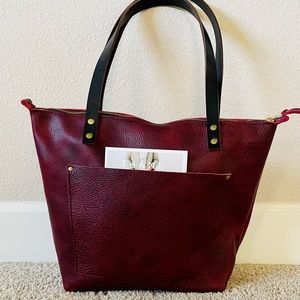 Portland Leather Goods - Medium Zip Tote SANGRIA